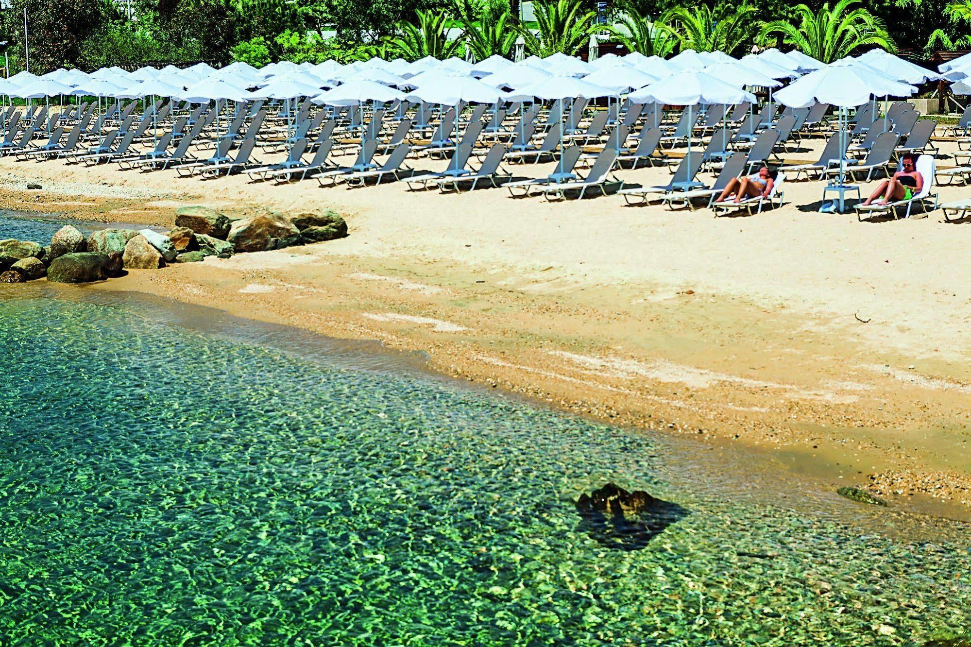 Xenios Theoxenia Hotel Ouranoupoli Exterior photo