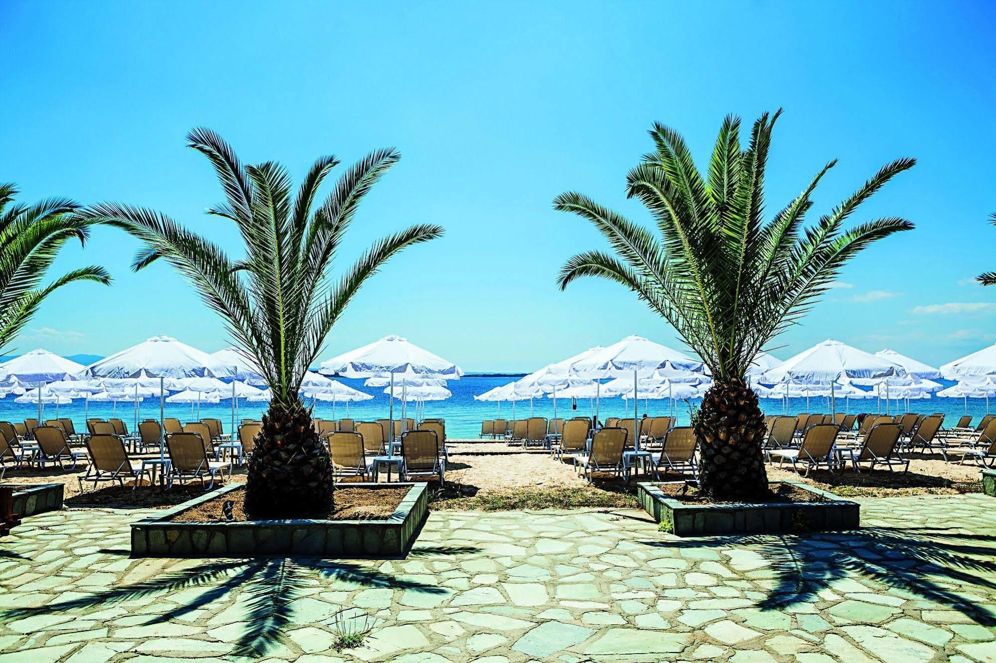 Xenios Theoxenia Hotel Ouranoupoli Exterior photo