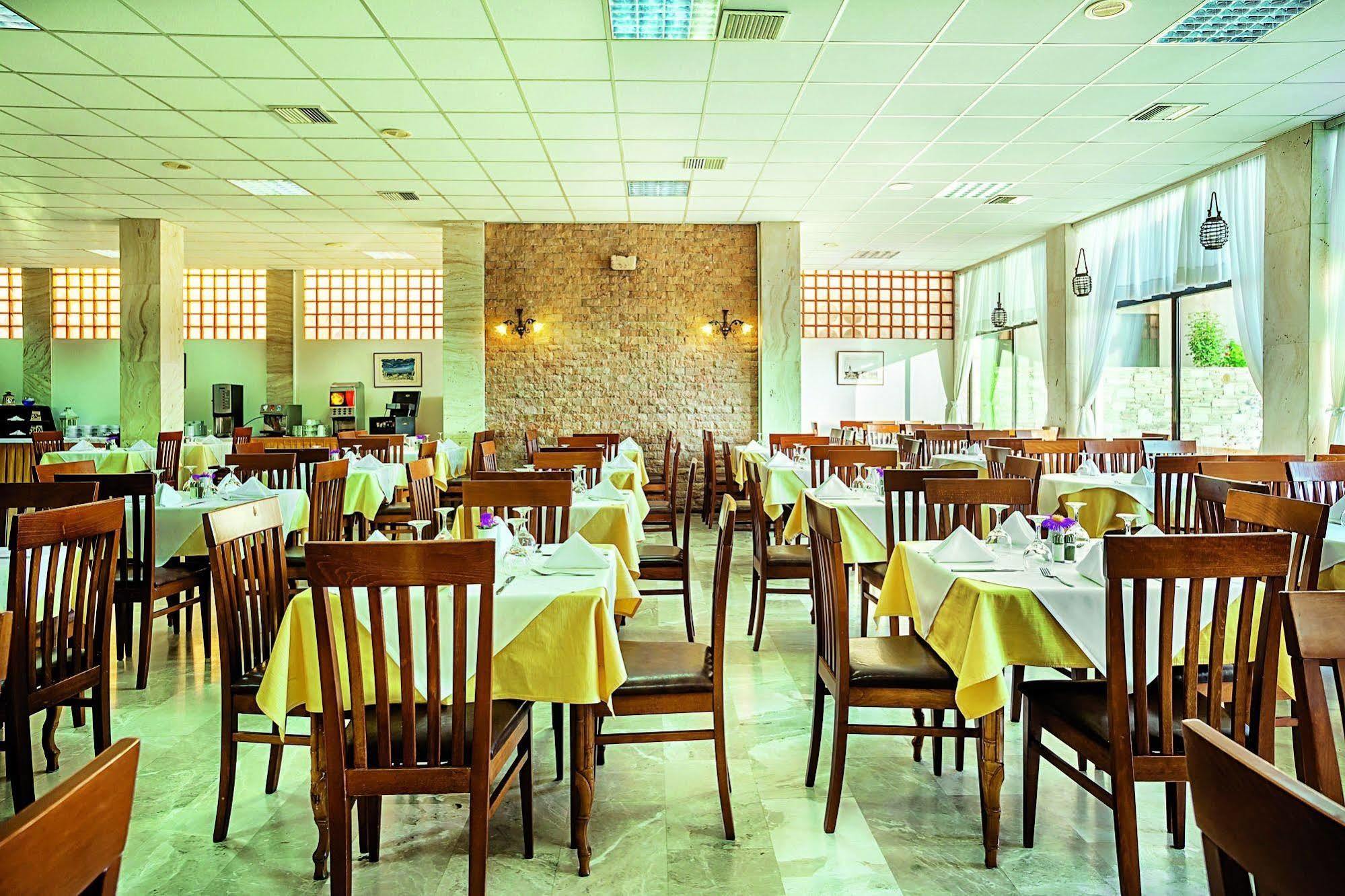 Xenios Theoxenia Hotel Ouranoupoli Exterior photo