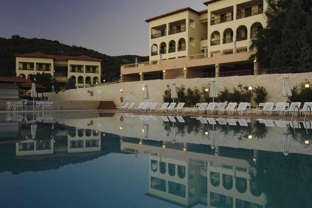 Xenios Theoxenia Hotel Ouranoupoli Exterior photo